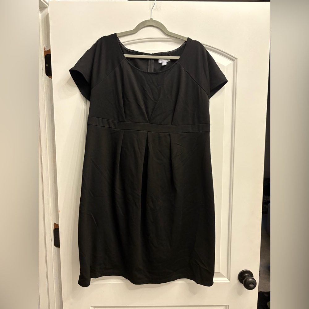 Liz Lange Classic Black Mini Dress